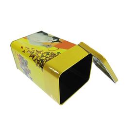 Chiny Vintage Tin Boxes Prostokątny blaszany pudło Dekoracyjny cyny Box Tin Bread Box Okrągły puszka dostawca